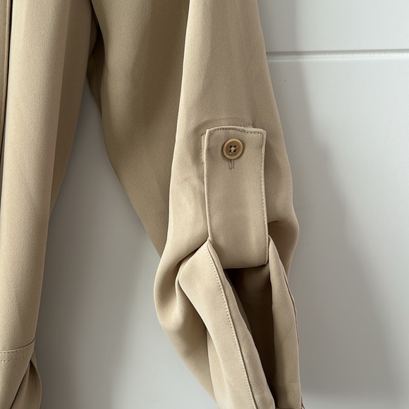 Babaton Kahlo Robe - Picture 12 of 12